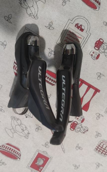 Shimano Ultegra 8020 šifteri i prednji mjenjač