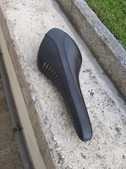 Fizik Arione Classic Carbon