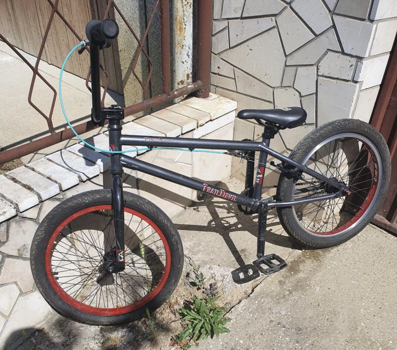 Free Agent BMX bicikl