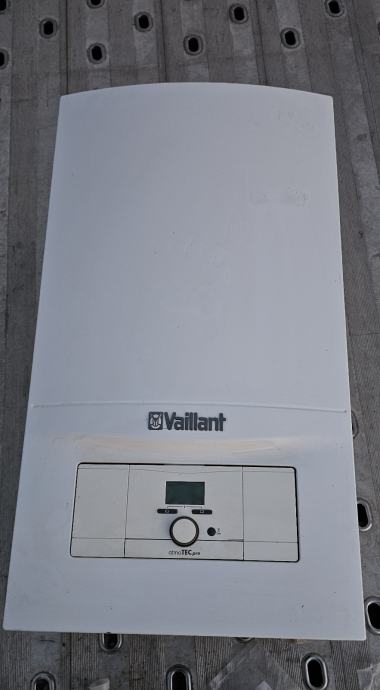 Vaillant plinski kombinirani bojler 24 kw Na dimnjak.