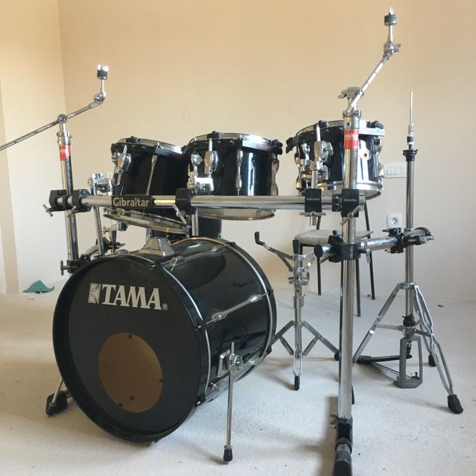 Tama Rockstar (bez snare-a) + Gibraltar rampa