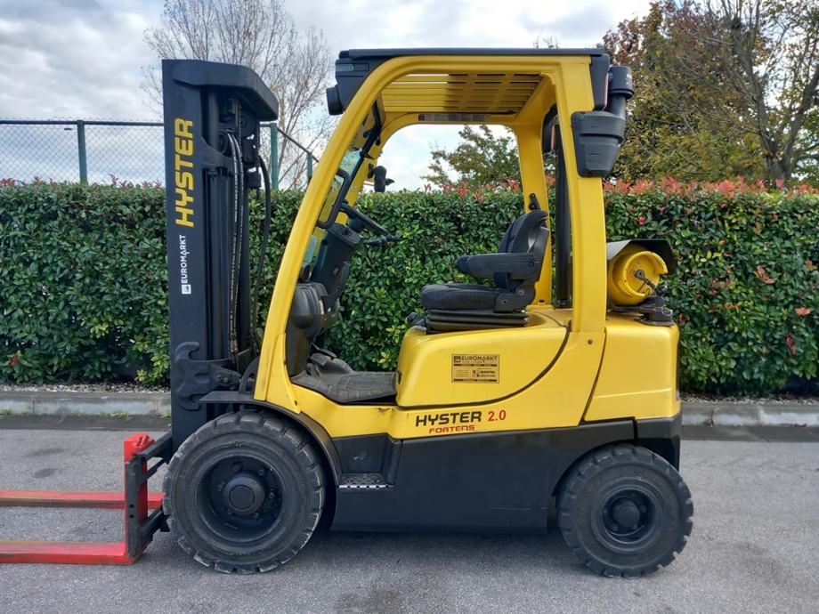 Čeoni viličar Hyster H2.0FT, 2.000 kg, plin - PL0047