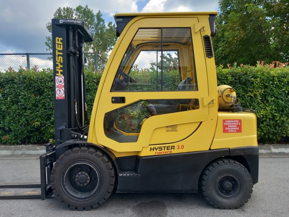 Čeoni viličar Hyster H3.0FT, 3.000 kg, plin - PL00229