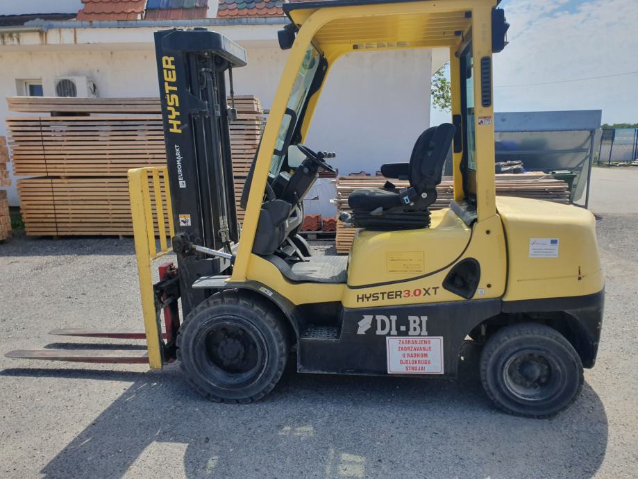 VILIČAR HYSTER 30 XT