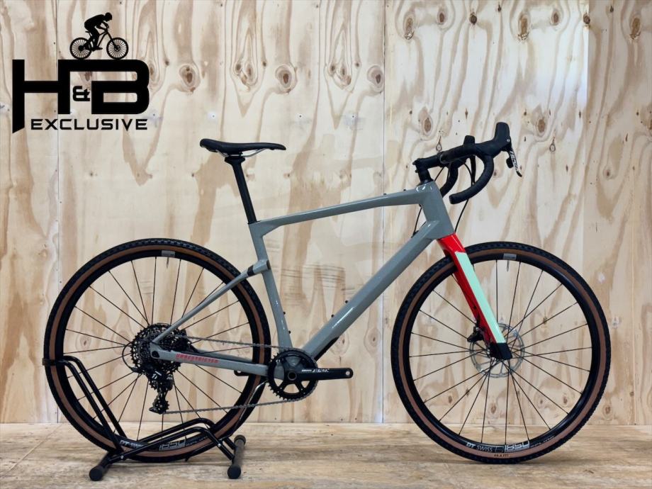 BMC URS One Carbon 28 inčni Gravel bicikl SRAM APEX 2023