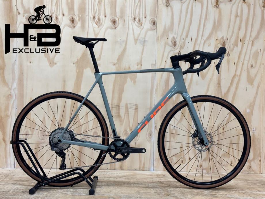 Cube Cross Race C62 Pro Carbon 28 inčni ciklokros GRX 2024