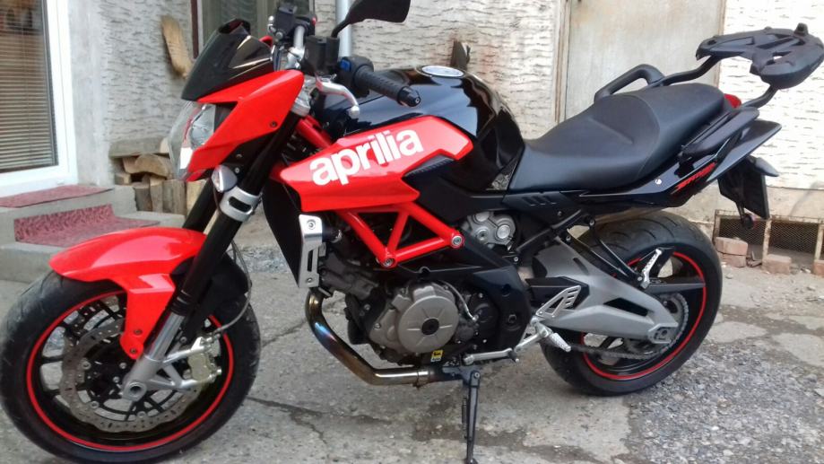 Aprilia Shiver 750 750 cm3, 2010 god.