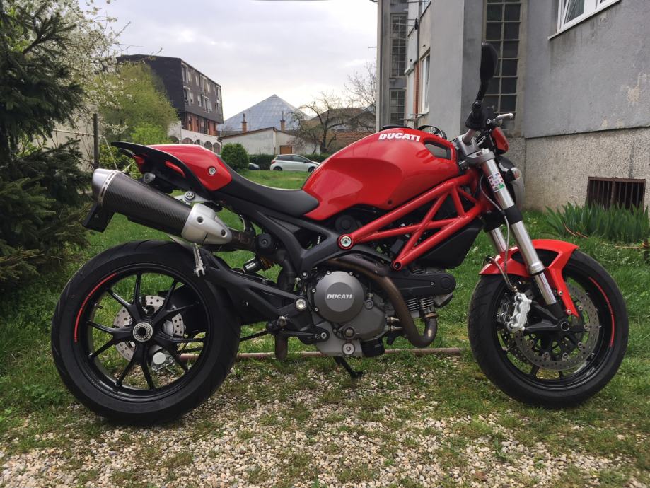 Ducati Monster 796 +, 2010 god.