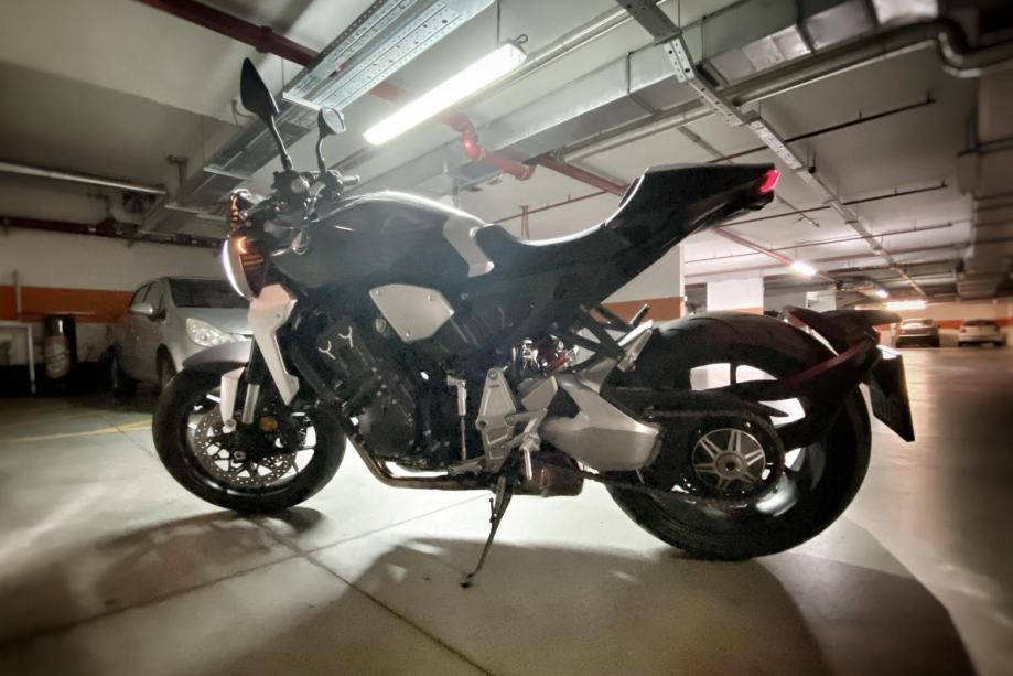 honda cb1000r plus 2019