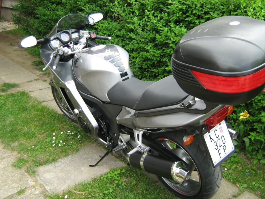 Honda xx1100 blackbird