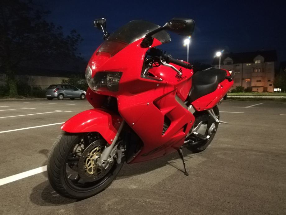 Honda vfr 800 fi