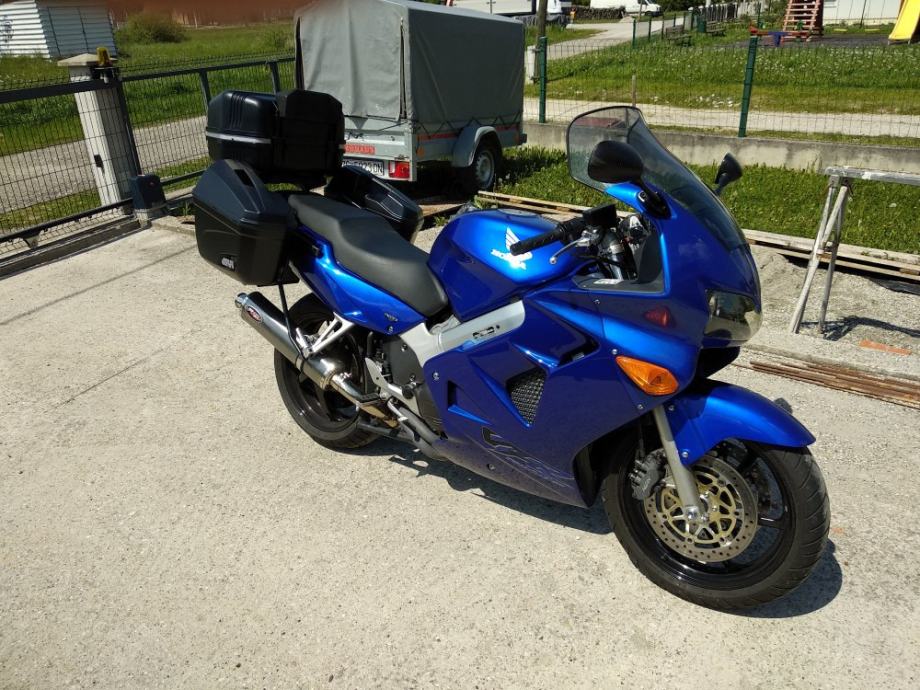 Honda vfr 800 2001