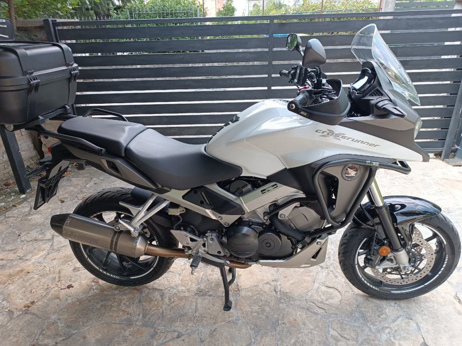 Honda VFR Crossrunner 800 800 cm3, 2015 god.