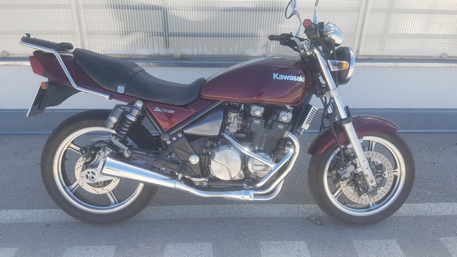 Kawasaki Zr 550 550 cm3, 1995 god.