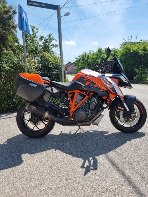 KTM 1290 SUPER DUKE GT, 2017 god.