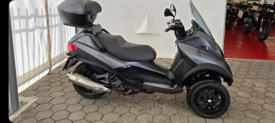 Piaggio MP3 500 LT, B KATEGORIJA, 2012 god.