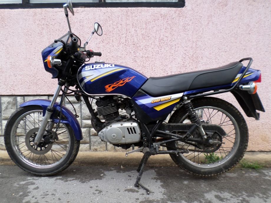 Suzuki GS 125 S 125 cm3, 2000 god.