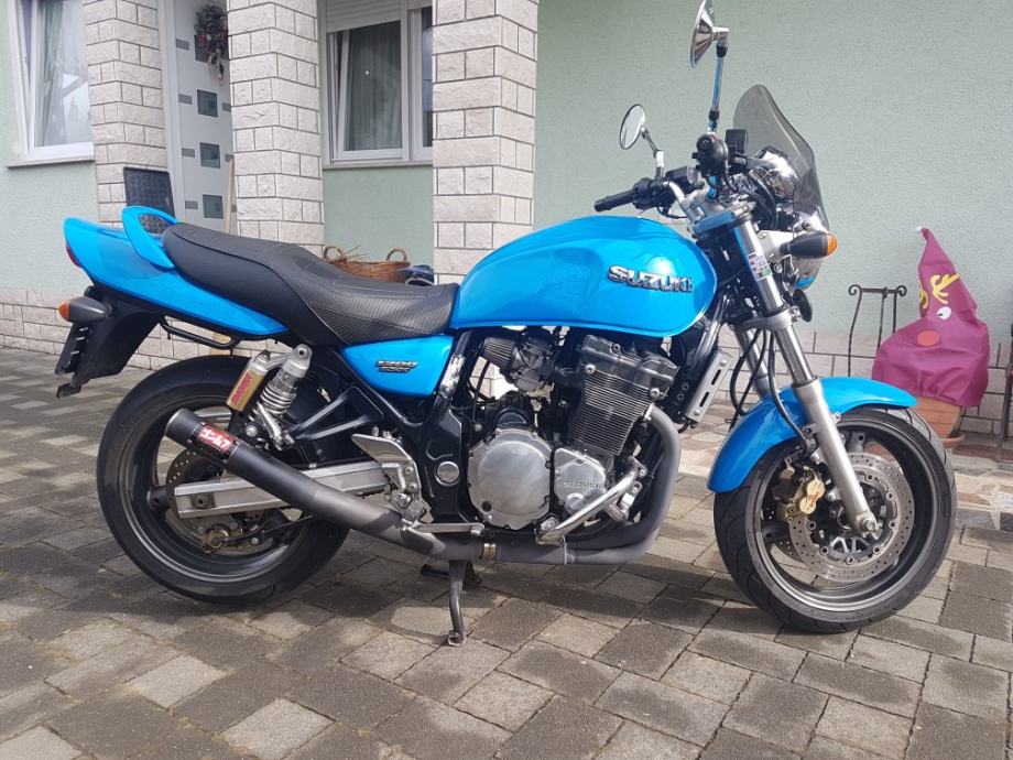 Suzuki gsx 1200 inazuma