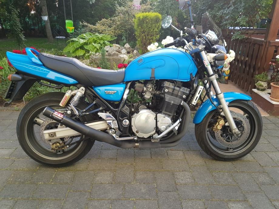 Suzuki Inazuma 1200 cm3, 2000 god.