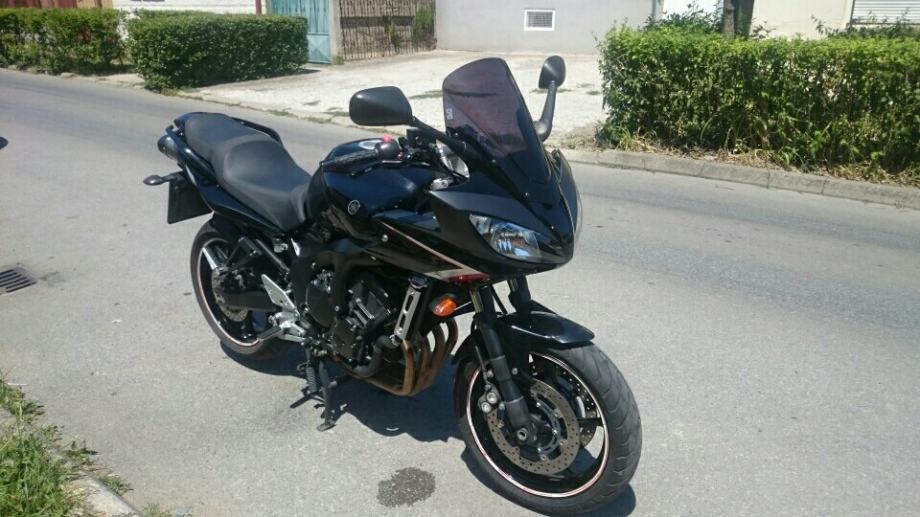 Yamaha FZ6 S2 Fazer 599 cm3, 2008 god.