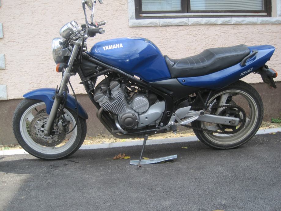 Suzuki jsx 600