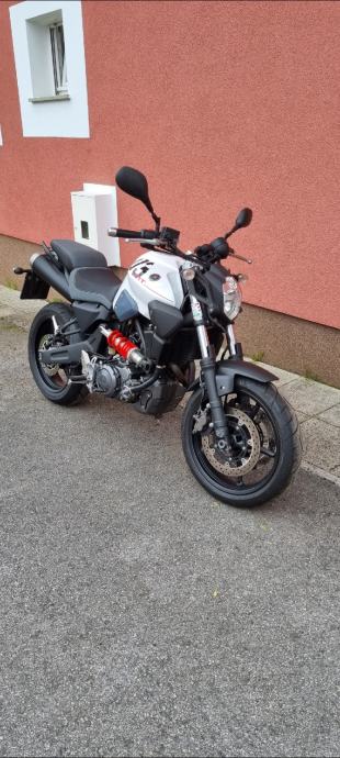 Yamaha mt 03 660 660 cm3, 2014 god.