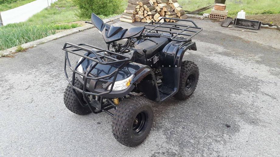 ATV quad 110 cm3, 2011 god.