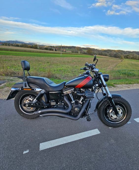 Harley Davidson FAT BOB 1690 1690 cm3, 2015 god.