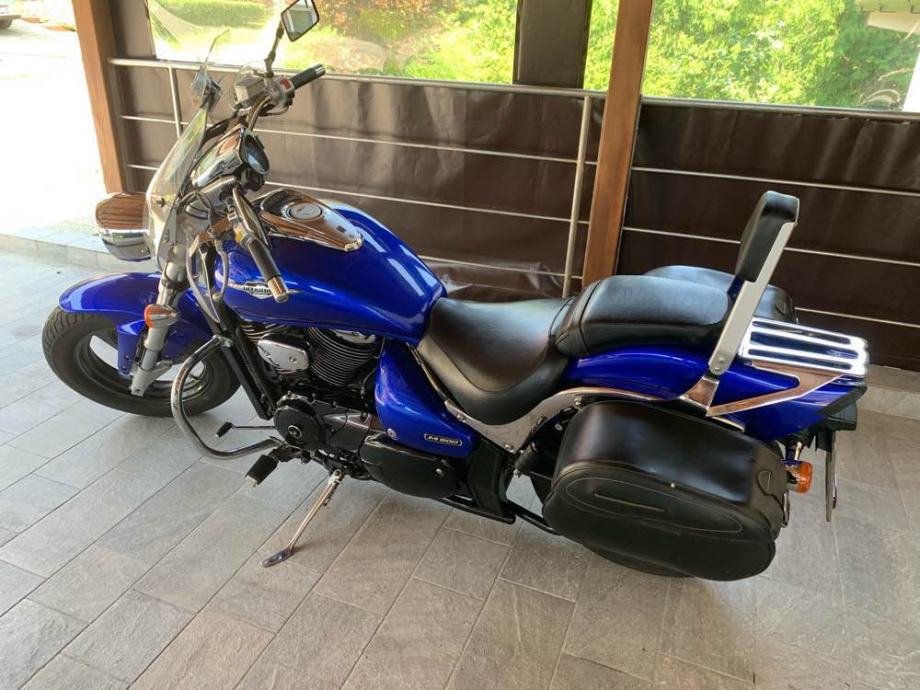 Suzuki intruder 2006