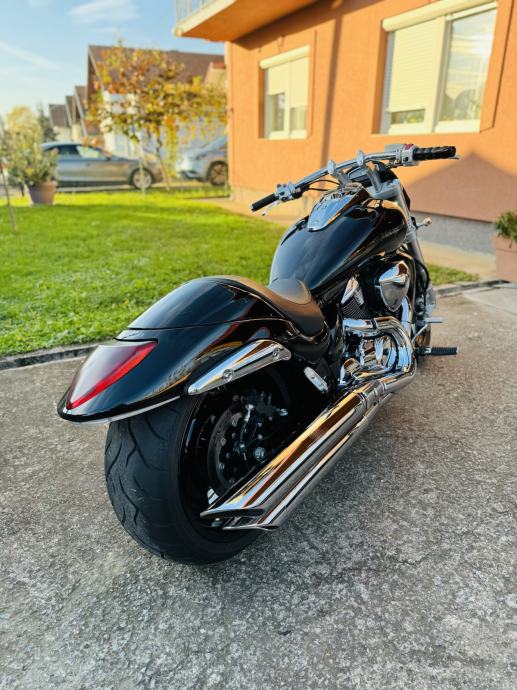 Suzuki INTRUDER M1800R, 2017 god.