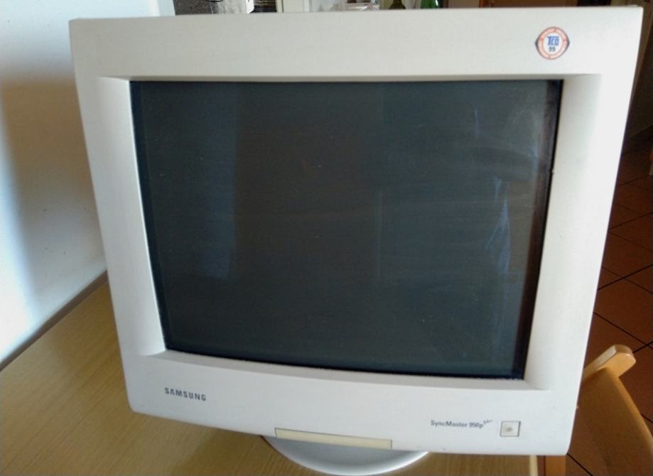 syncmaster 950p