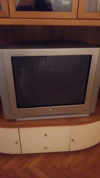 Televizor LG 100Hz