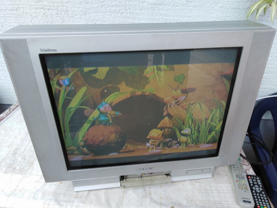 Sony Triton 28"ODLICAN 60 EKRAN