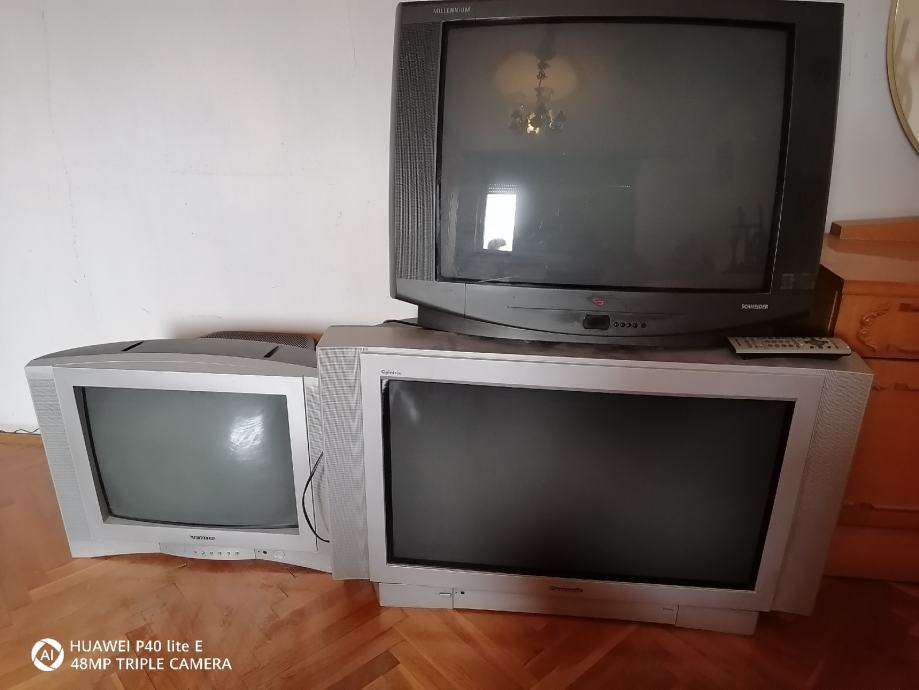 Televizori