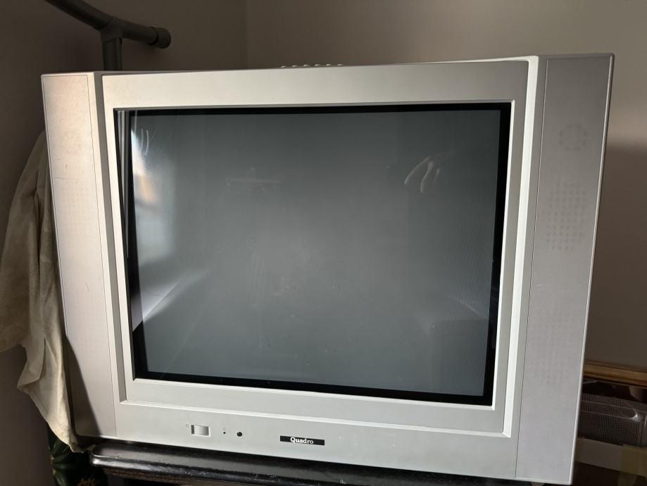 TV QUADRO 72 cm dijagonala ekrana