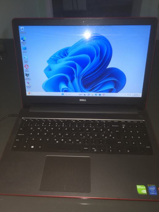 Dell Inspiron 5558 , i3-5005u,8gb ram, 450 SSD Windows 11