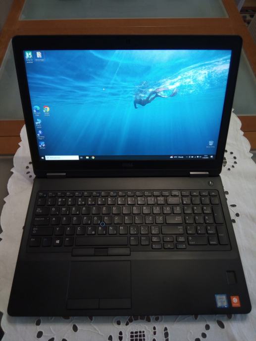 Dell Latitude 15 5570  core i5,NVMe 256 gb,8GB,FHD