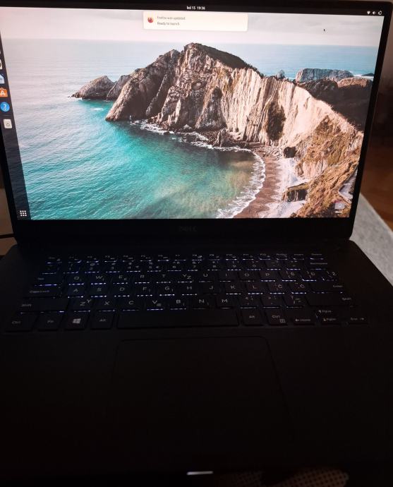 Dell XPS 15 9570 i7-8750H 16GB RAM 512GB SSD