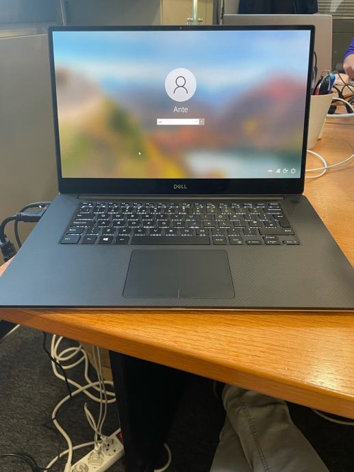 Dell XPS 7950