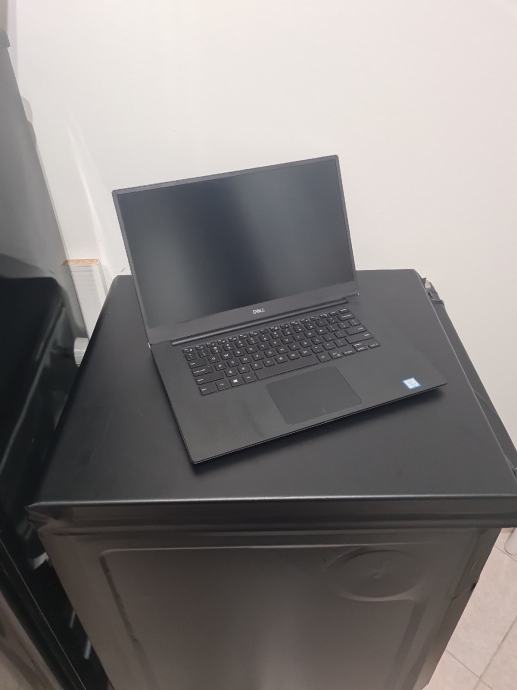 Dell XPS P56F , i7 , 16GB , 256 GB SSD , Win 11 , racun + jamstvo...