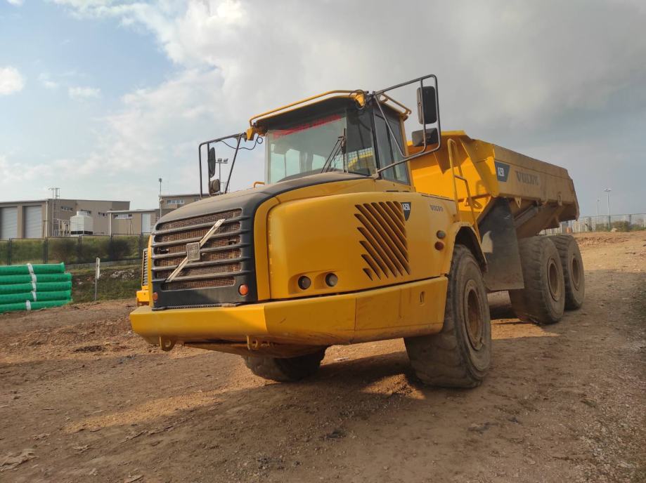 VOLVO A25D