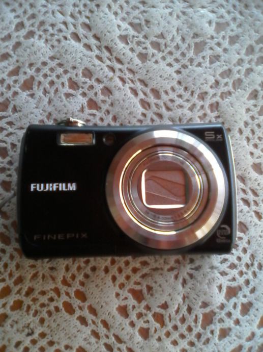 良品 FUJIFILM FinePix F100fd デジタルカメラ+spbgp44.ru