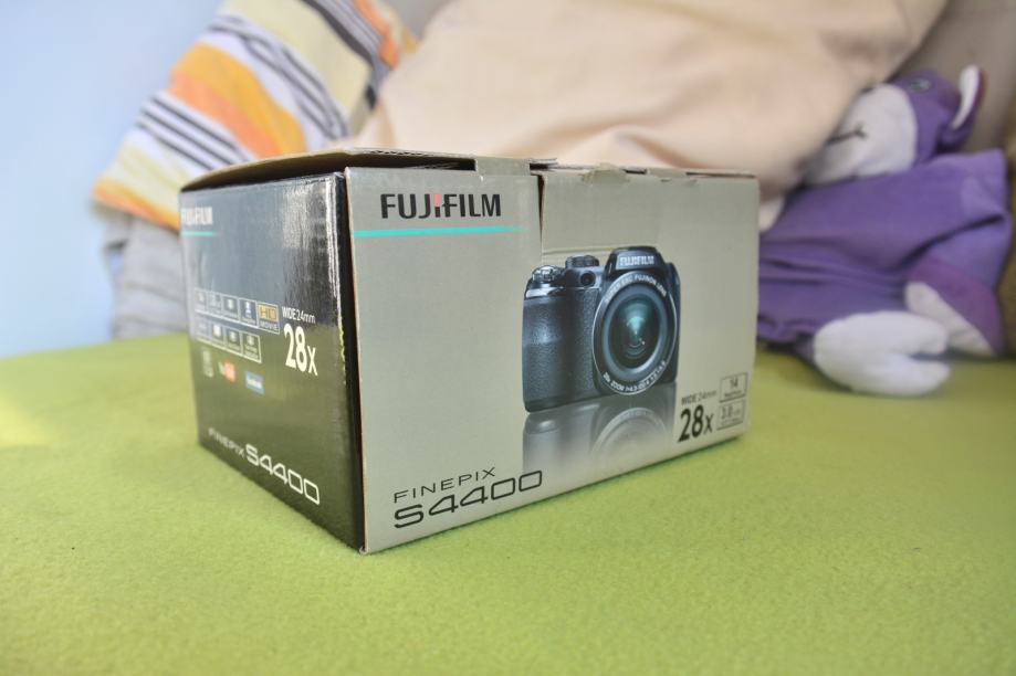 Fujifilm Finepix S4400