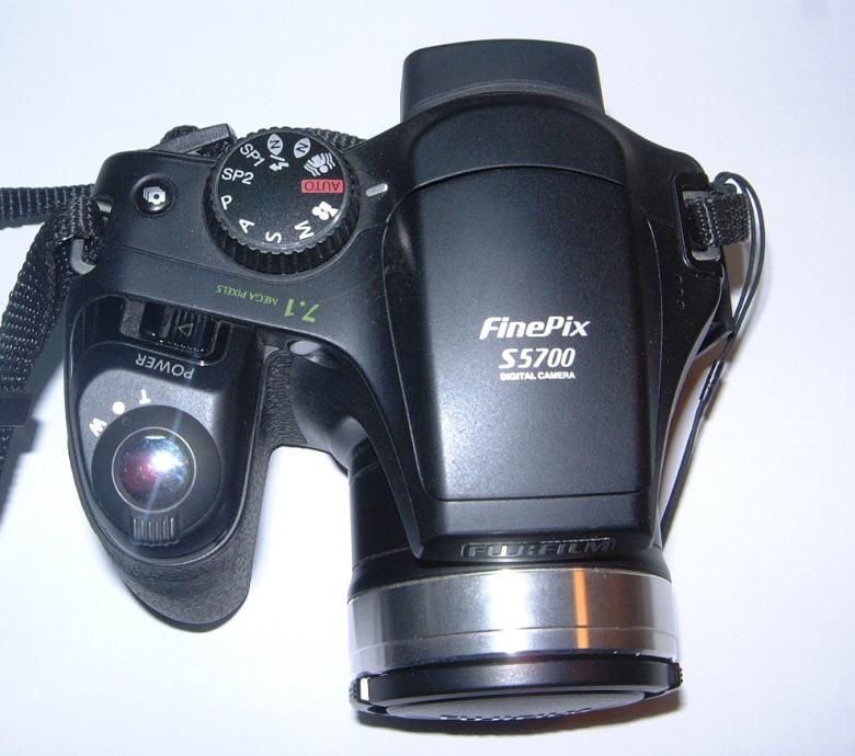 FUJI FUJIFILM FINEPIX S5700