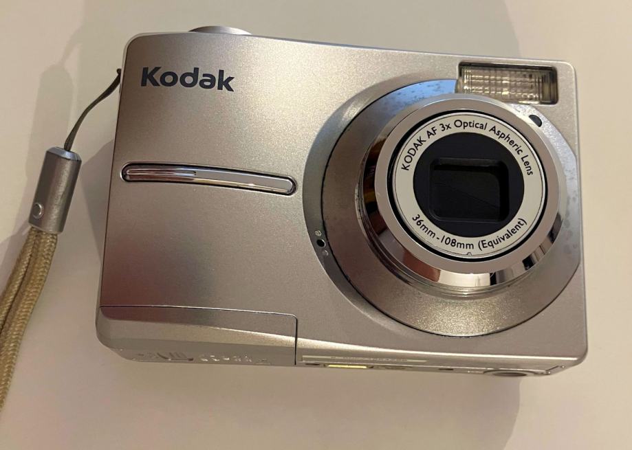 KODAK EasyShare C713 digitalni foto aparat