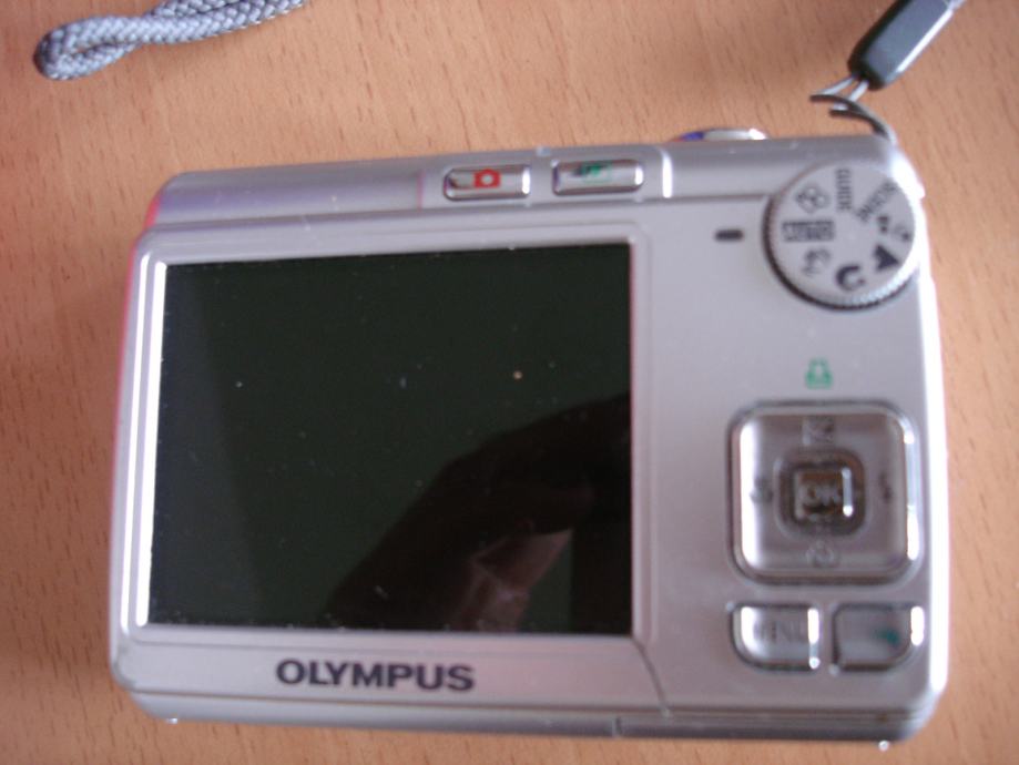 OLYMPUS FE-210, 7,1 megapixela