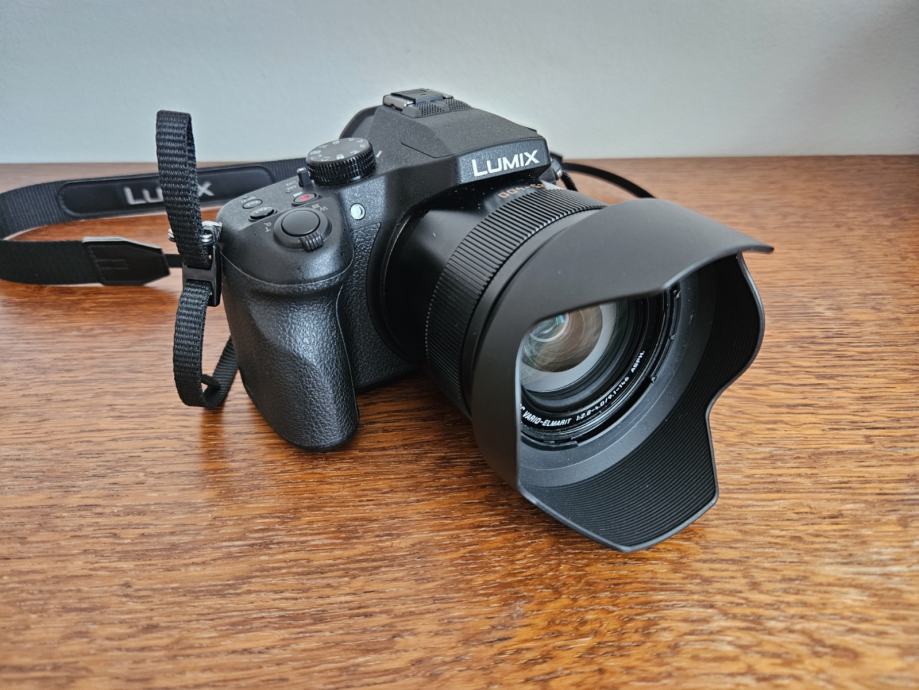 Panasonic Lumix FZ1000