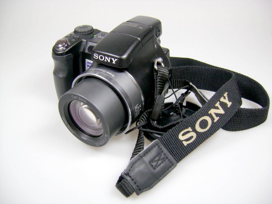 Sony DSC-H9