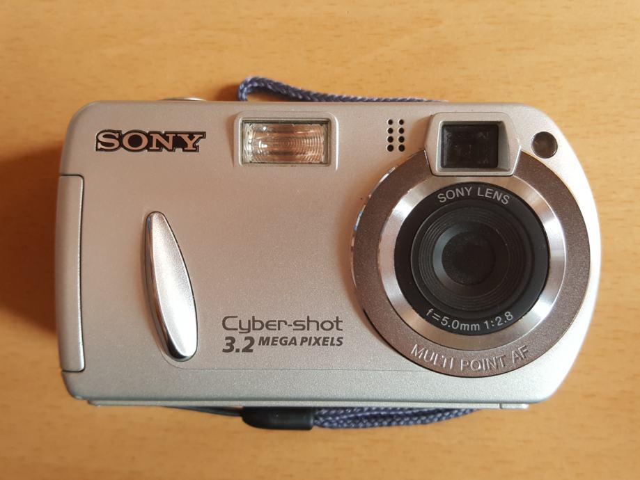 SONY DSCP32 CYBERSHOT 199,00 kn