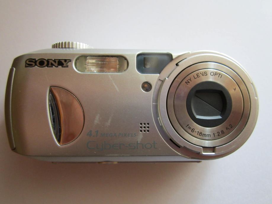 Sony DSC-P73